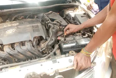 Car won't start, just clicking: what it means