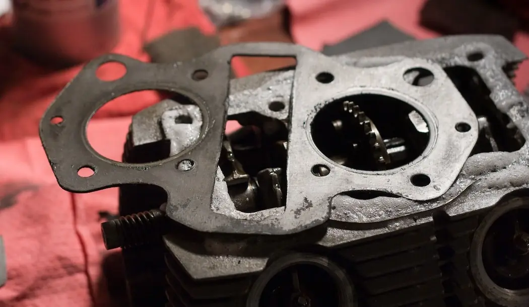 Head gasket failure: symptoms and costs