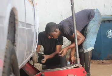 How to describe a car problem to your mechanic