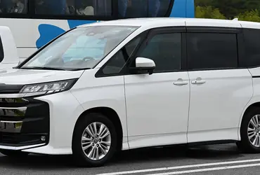 Toyota Noah / Voxy maintenance guide & common problems in Jamaica